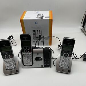 AT&T CL82314 DECT 6.0 3-Handset Expandable Cordless Phone Tested Working